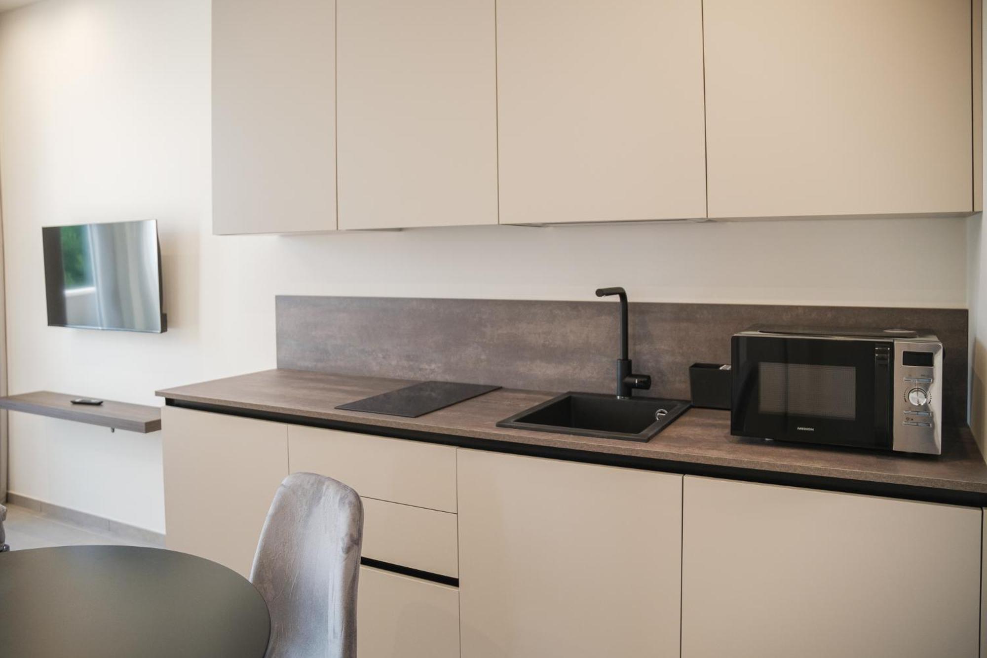 Residence Goldoni6 Suite Apartment Rimini Exterior photo