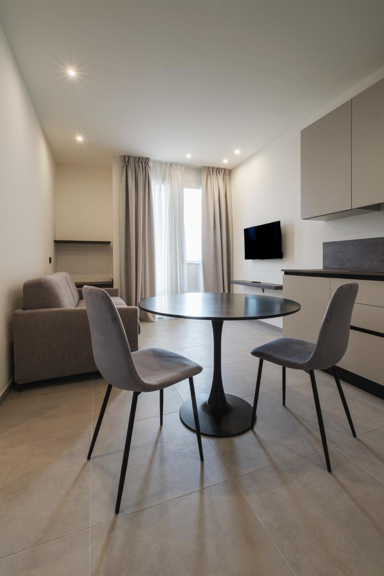Residence Goldoni6 Suite Apartment Rimini Exterior photo