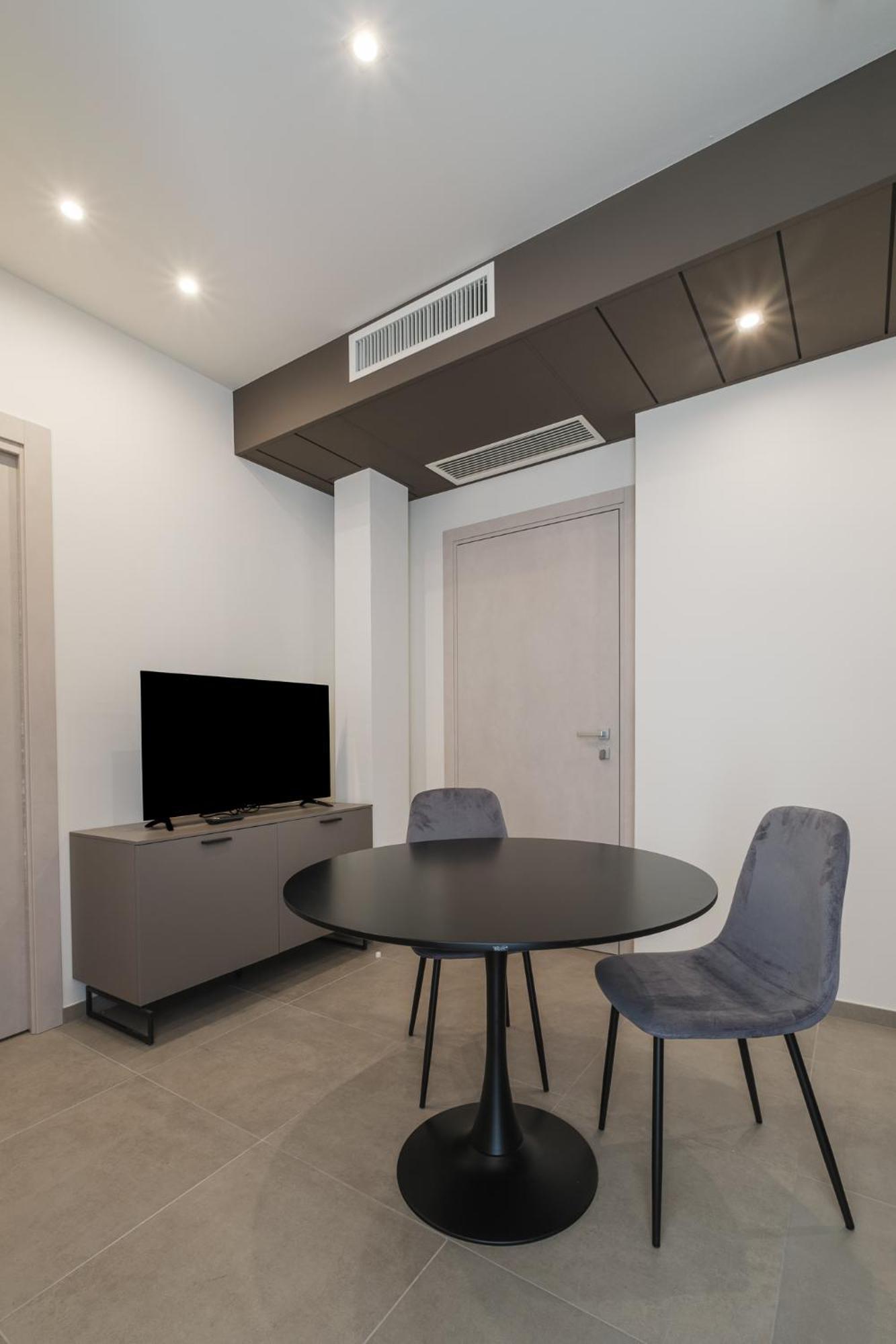 Residence Goldoni6 Suite Apartment Rimini Exterior photo