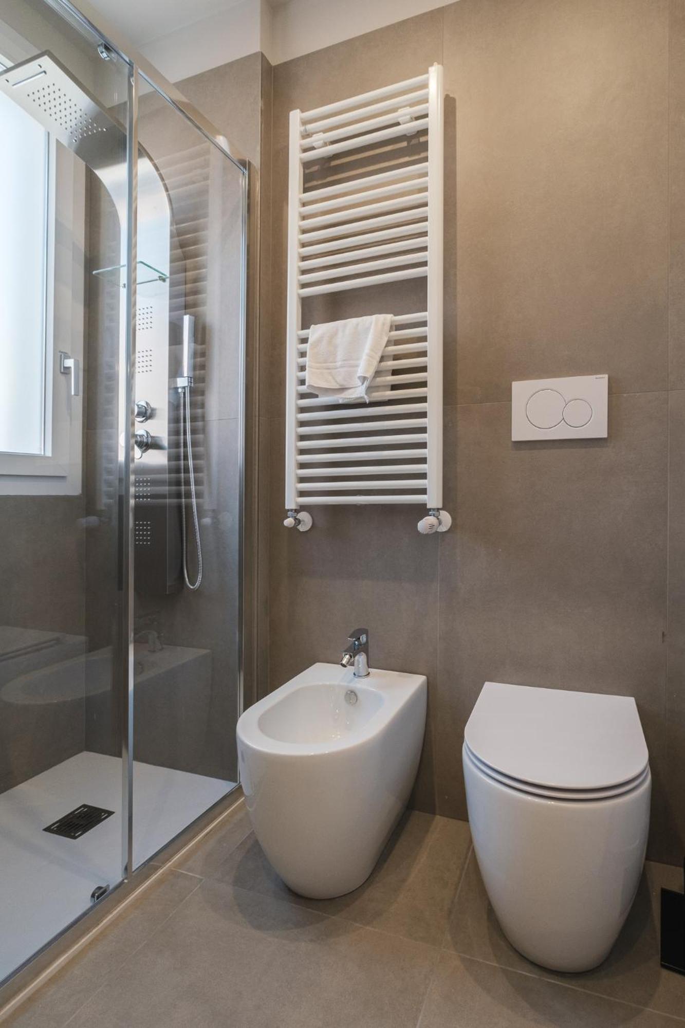 Residence Goldoni6 Suite Apartment Rimini Exterior photo