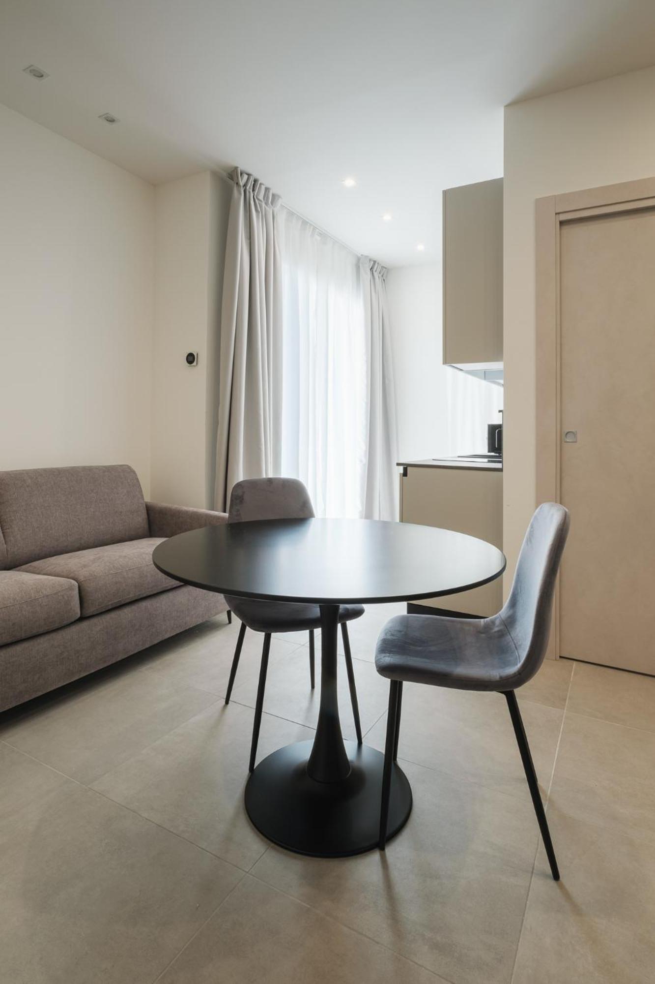 Residence Goldoni6 Suite Apartment Rimini Exterior photo