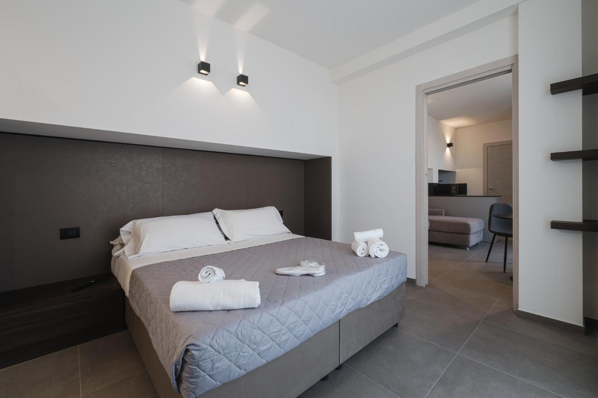 Residence Goldoni6 Suite Apartment Rimini Exterior photo