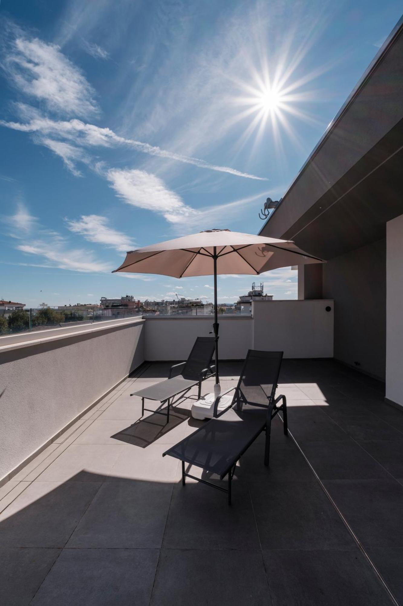Residence Goldoni6 Suite Apartment Rimini Exterior photo